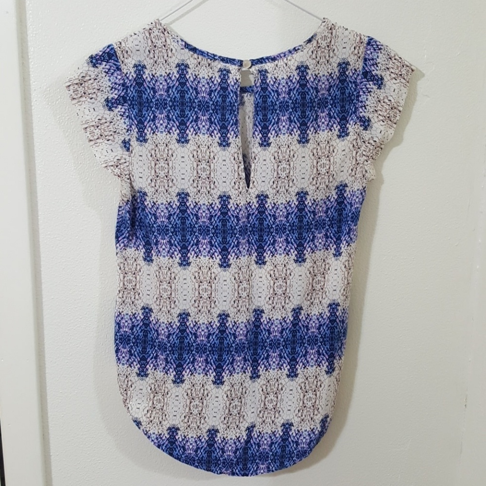 Blouse - Picture 2 of 2
